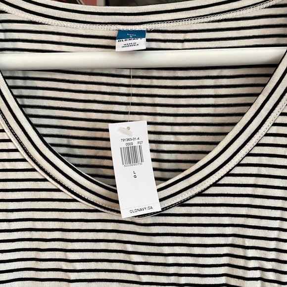 Old Navy striped Swing tank - Picture 2 of 2